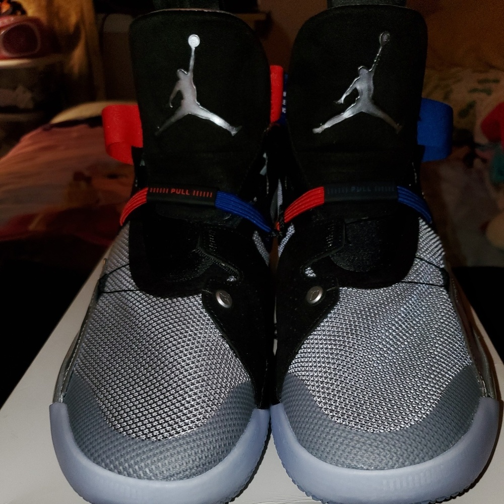 JORDAN'S #33 'S